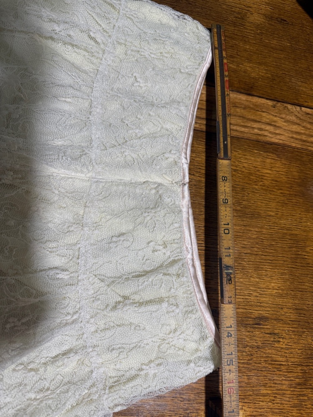Ryu Cream Lace Detail Skirt lined - Picture 10 of 11